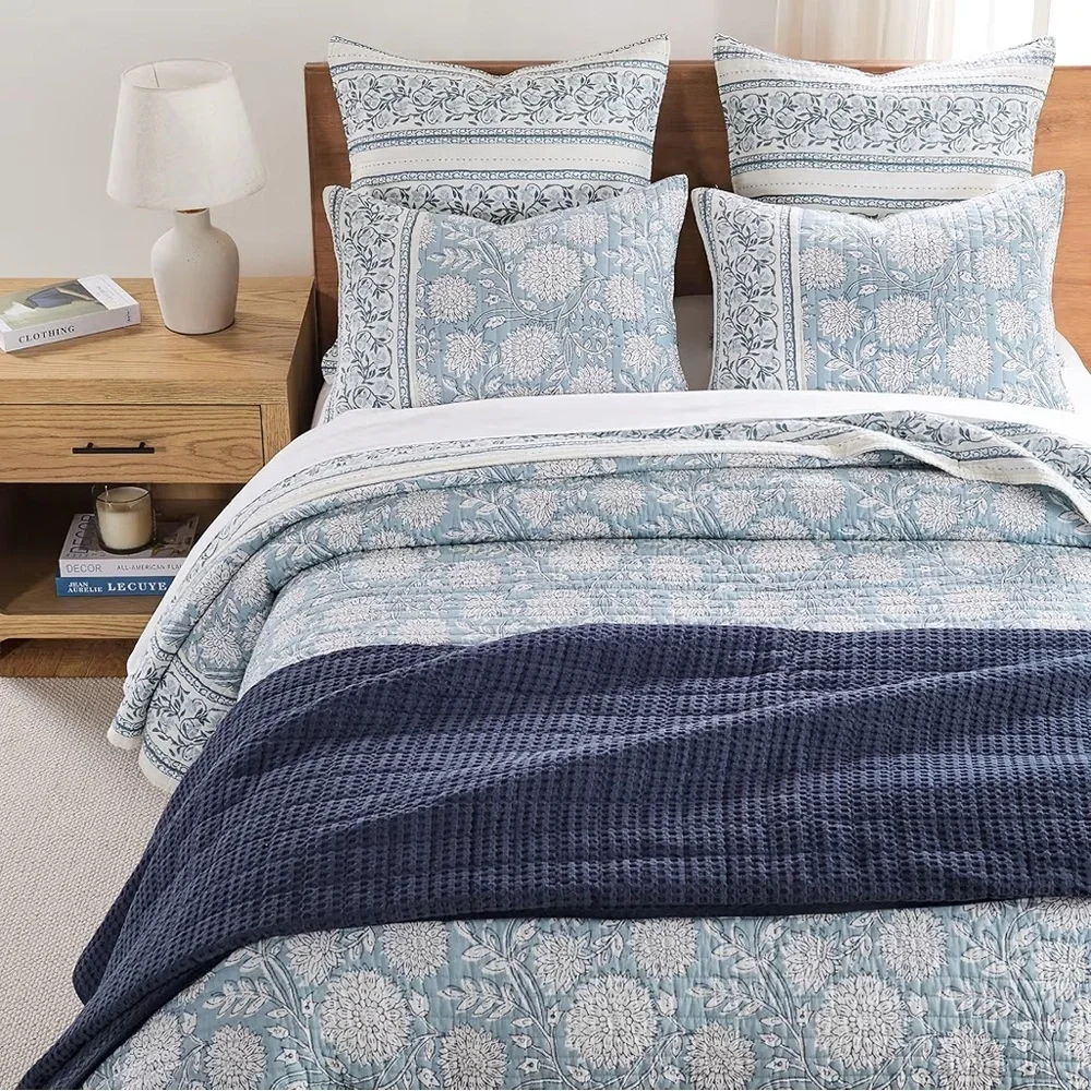 Levtex Home Adare Blue Reversible King/Cal King Quilt Set106x92in)2 Pillow Shams